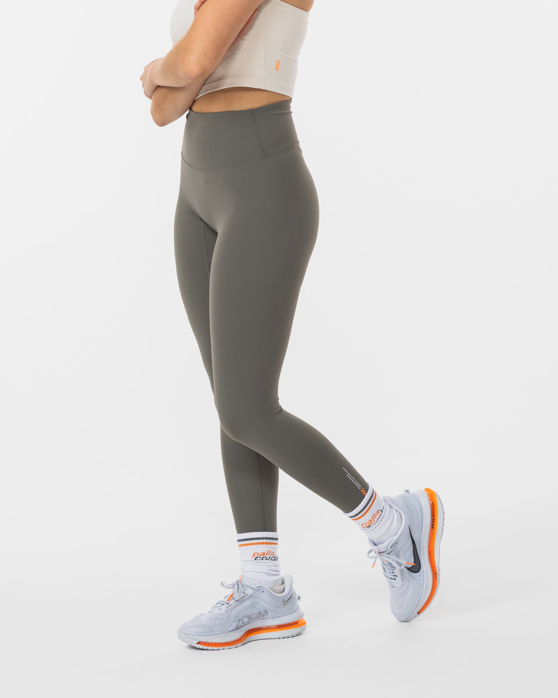 Women's Court Leggings Green - Side View