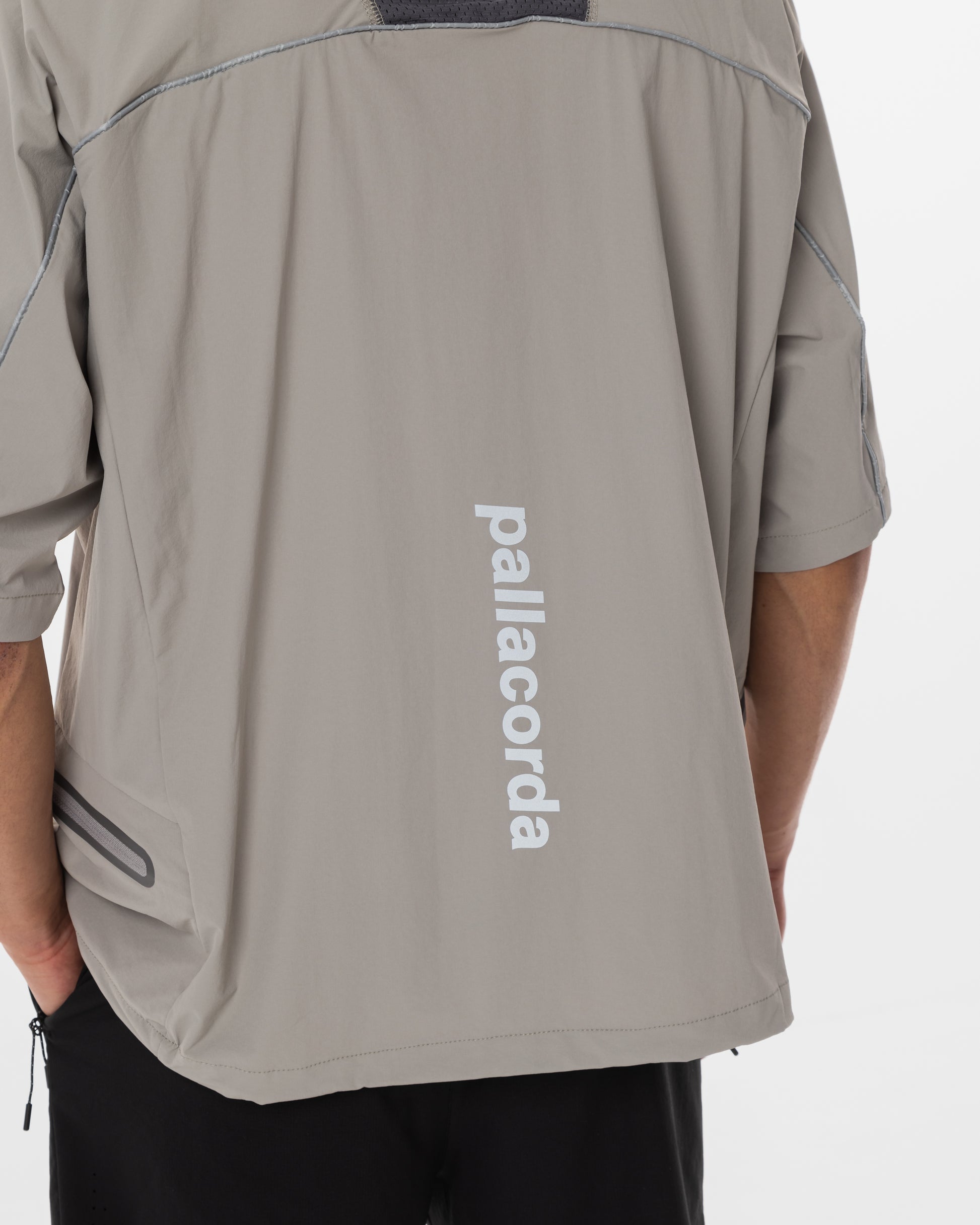 Men's Drill Shell Top Grey - Back Logo Detail