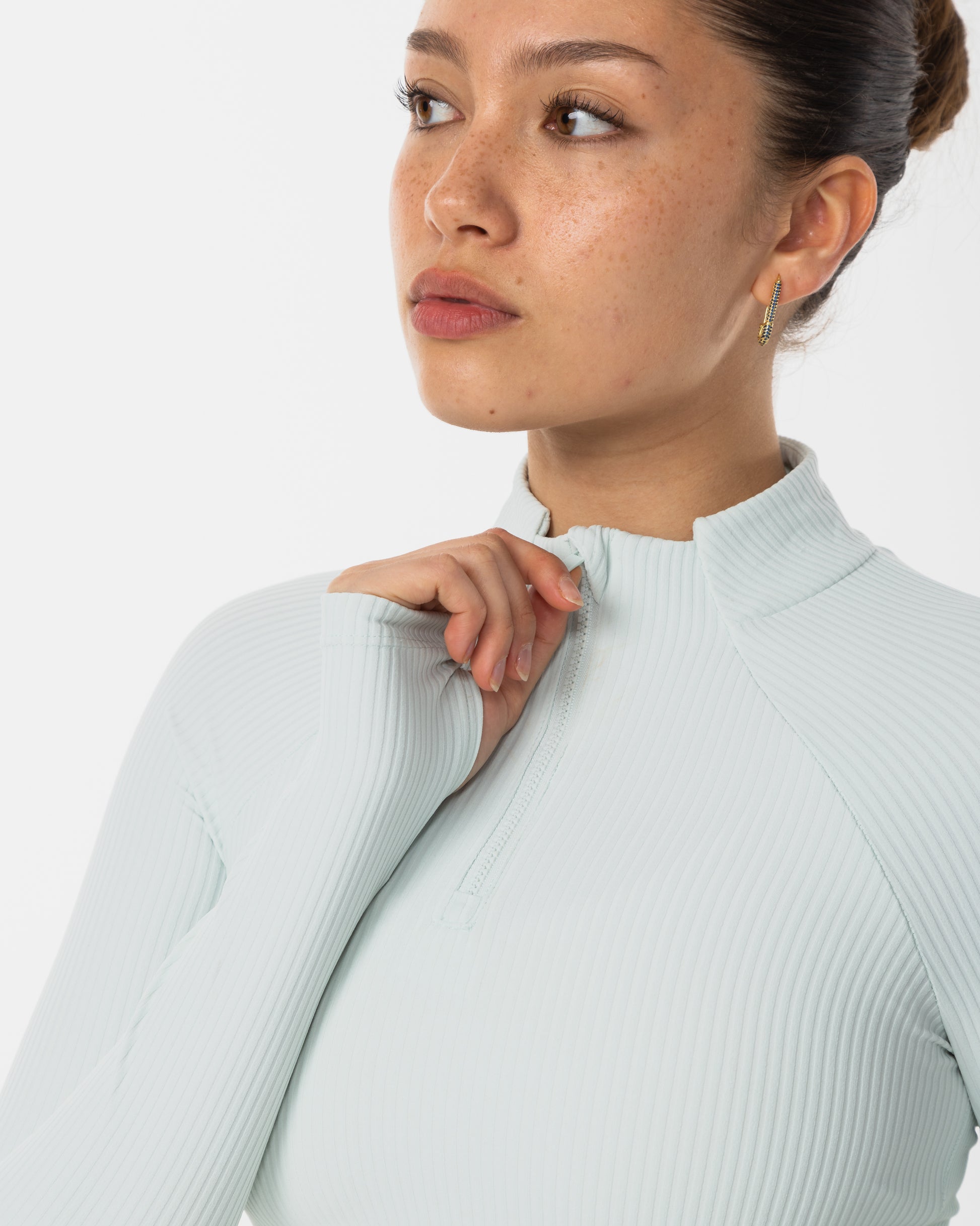 Women's Performance Quarter Zip Top Mint - Zip Detail